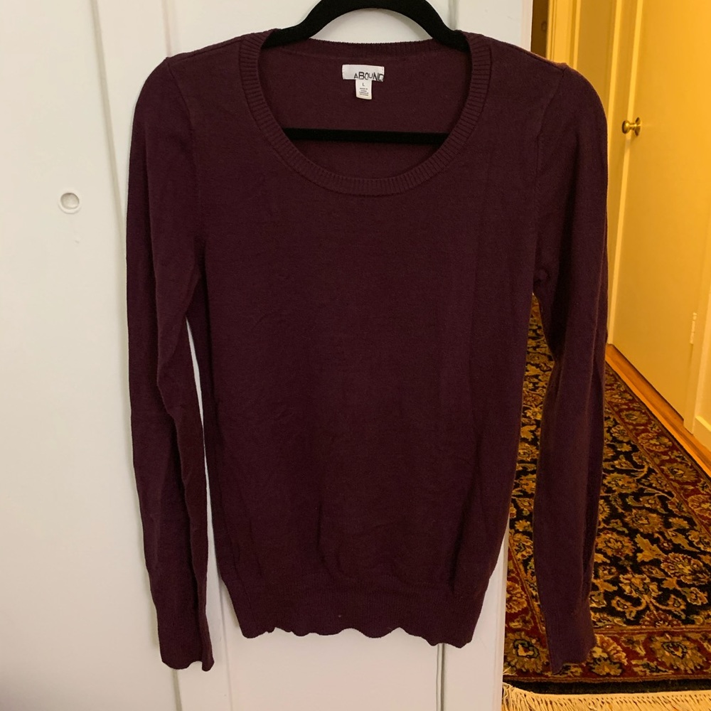 Maroon long sleeve - lightweight sweater - size L